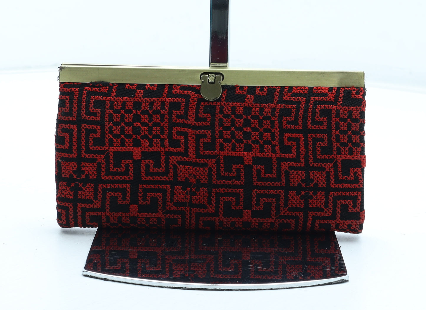 Preworn Womens Red Geometric Polyester Bow Tie Wallet Size M