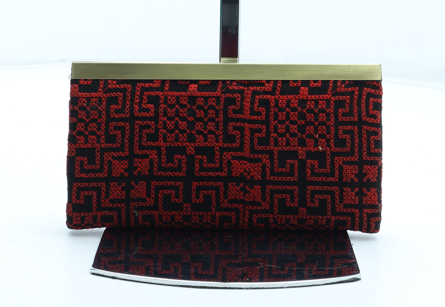 Preworn Womens Red Geometric Polyester Bow Tie Wallet Size M