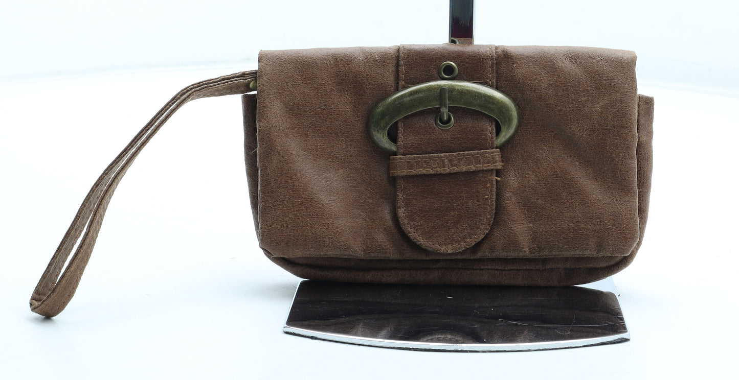 Preworn Womens Brown Leather Clutch Size Small