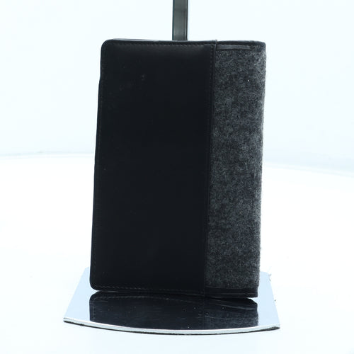Preworn Mens Black Leather Wallet