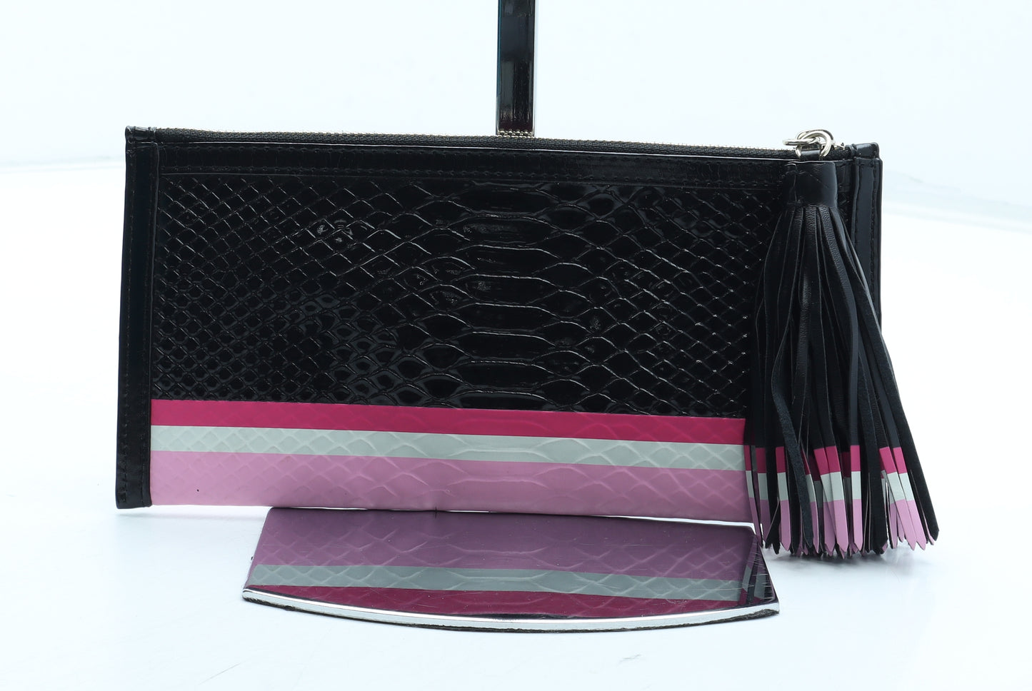 Victoria's Secret Womens Black Colourblock Polyurethane Bow Tie Wallet Size S - Croc Texture