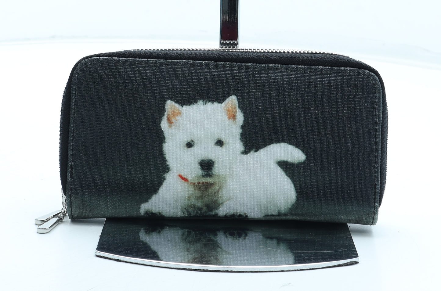 Preworn Womens Multicoloured Polyurethane Bow Tie Wallet Size M - Dog