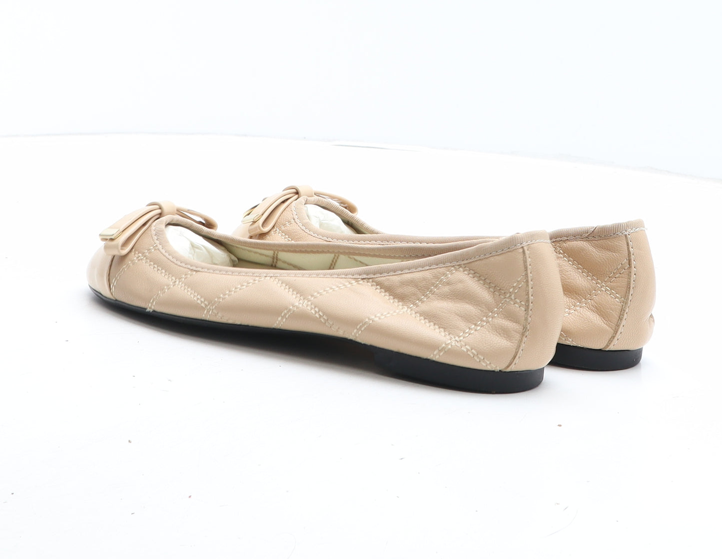 Artigiano Womens Beige Synthetic Flat UK