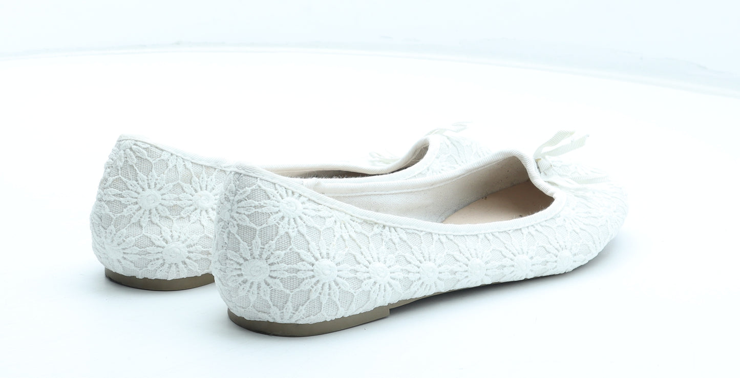 Primark Womens White Floral Polyester Ballet Flat UK