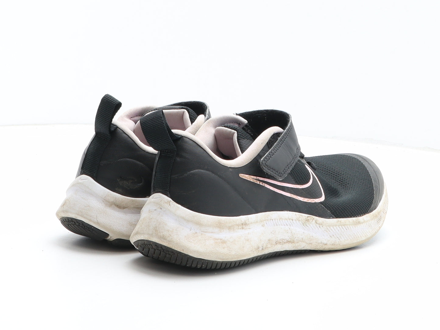 Nike Girls Black Fabric Trainer UK 2