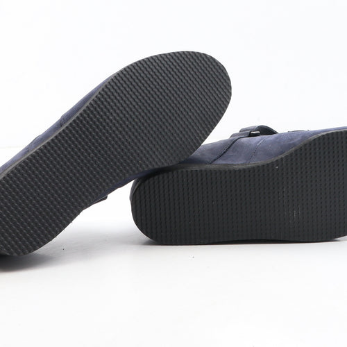Preworn Womens Blue Synthetic Slip On Casual UK - UK Size Estimated 5