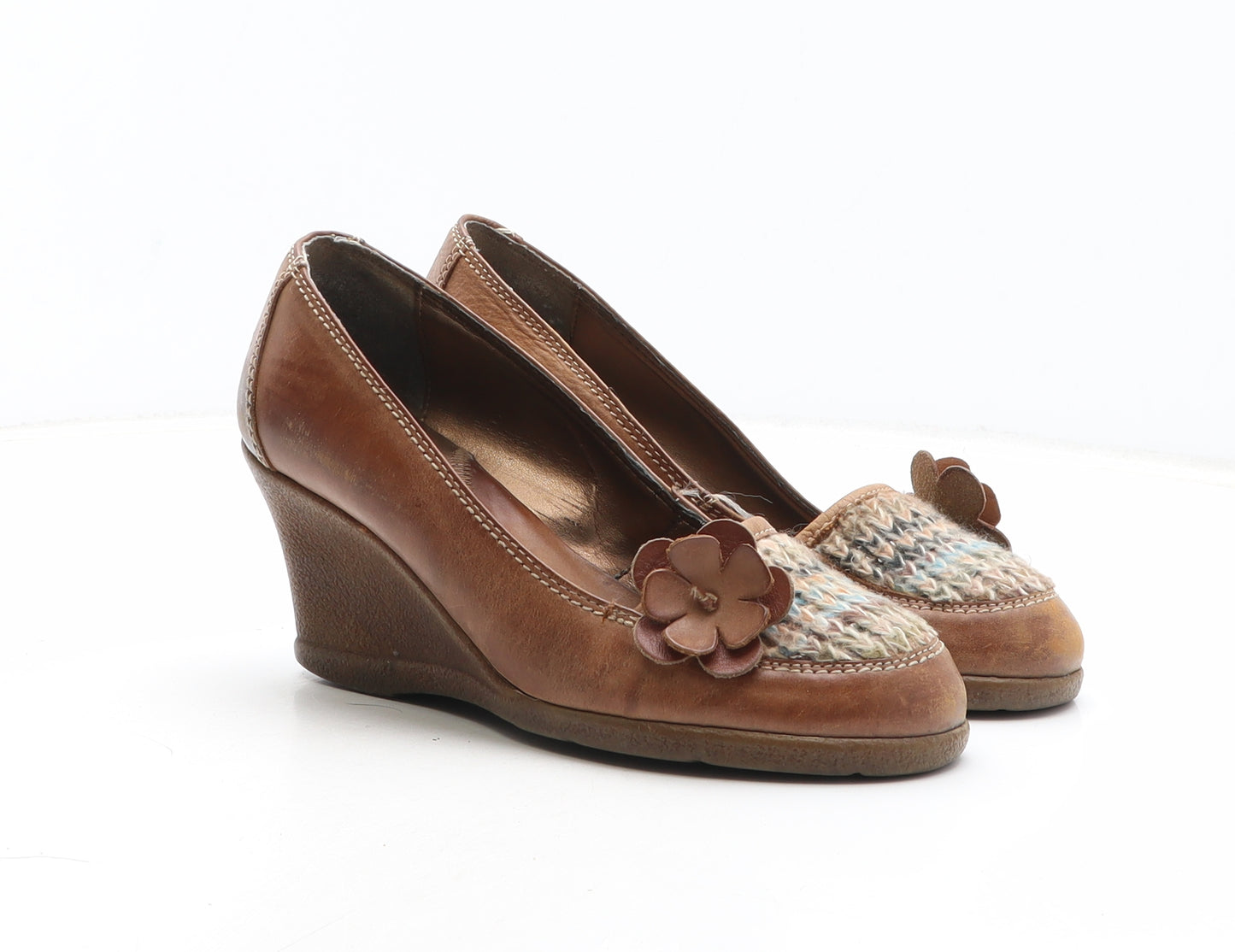 Preworn Womens Brown Synthetic Court Heel UK - Flower Detail