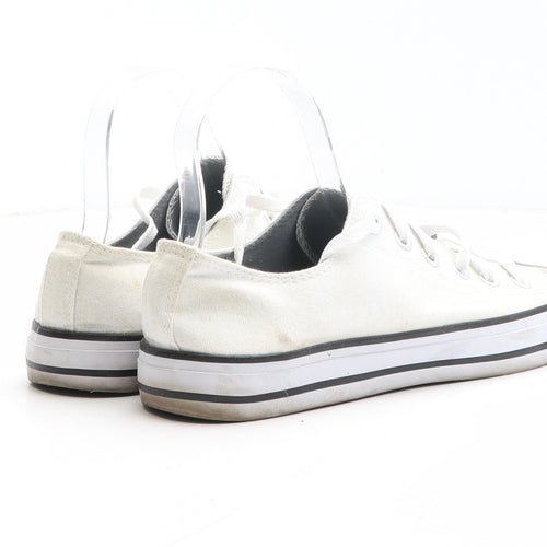 Style Nation Mens White Fabric Trainer UK 10