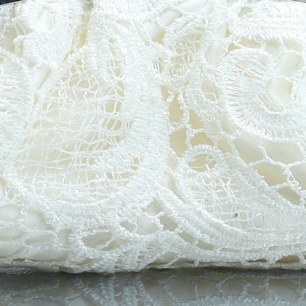 Preworn Womens White Geometric Polyester Clutch Size Small