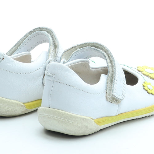 Clarks Girls White Leather Slip On Casual UK 5 - Flower Detail