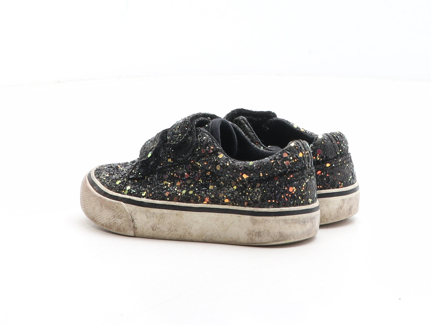 Primark Girls Black Synthetic Flat Casual UK 6