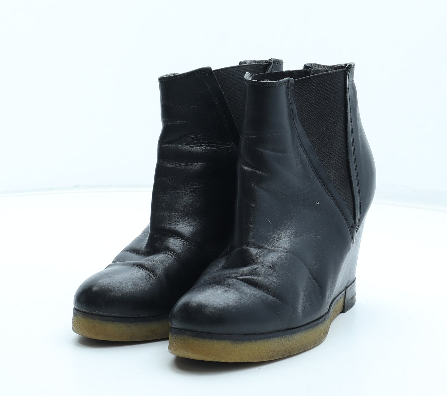 Preworn Womens Black Leather Chelsea Boot UK