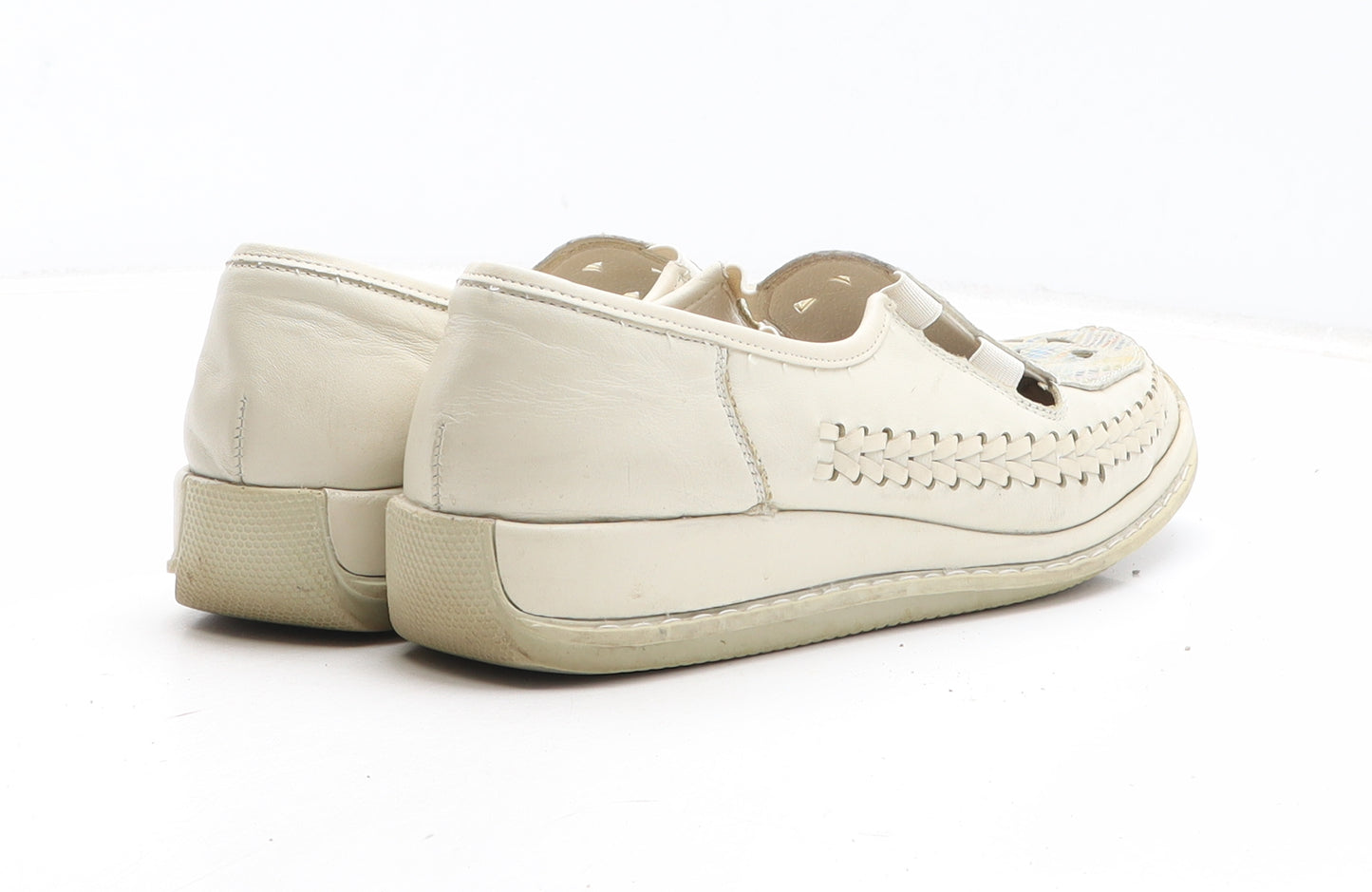 Preworn Womens Beige Synthetic Slip On Casual UK - UK Size Estimated 8