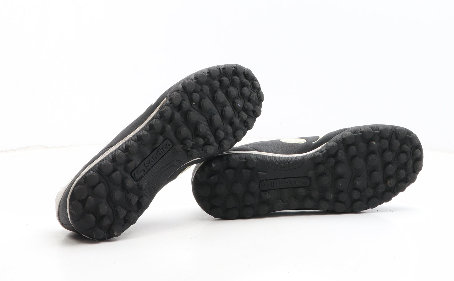 Sondico Boys Black Synthetic Trainer UK 3