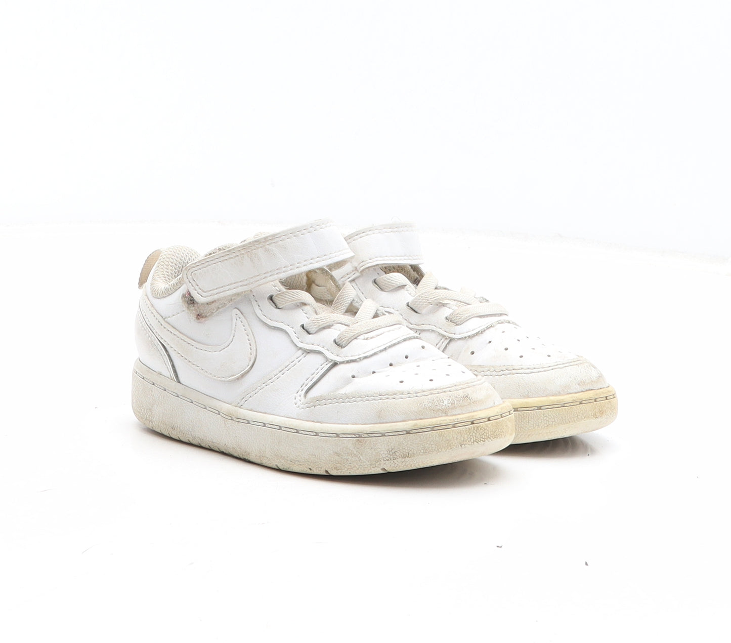 Nike Boys White Synthetic Trainer UK 8.5
