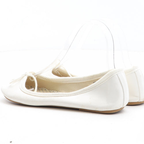 New Look Womens White Fabric Ballet Flat UK