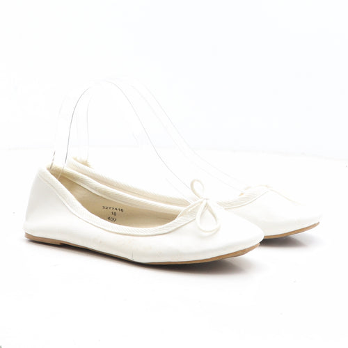 New Look Womens White Fabric Ballet Flat UK