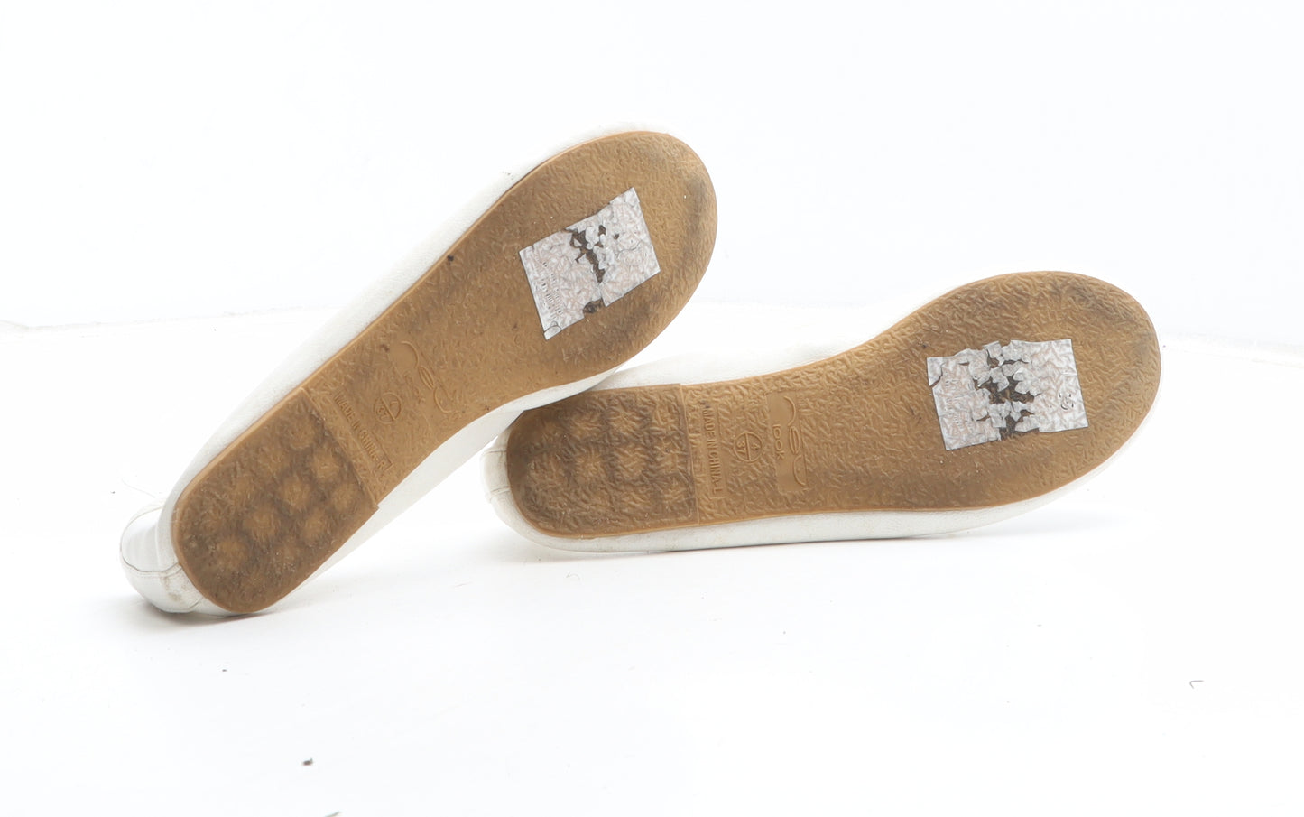 New Look Womens White Fabric Ballet Flat UK