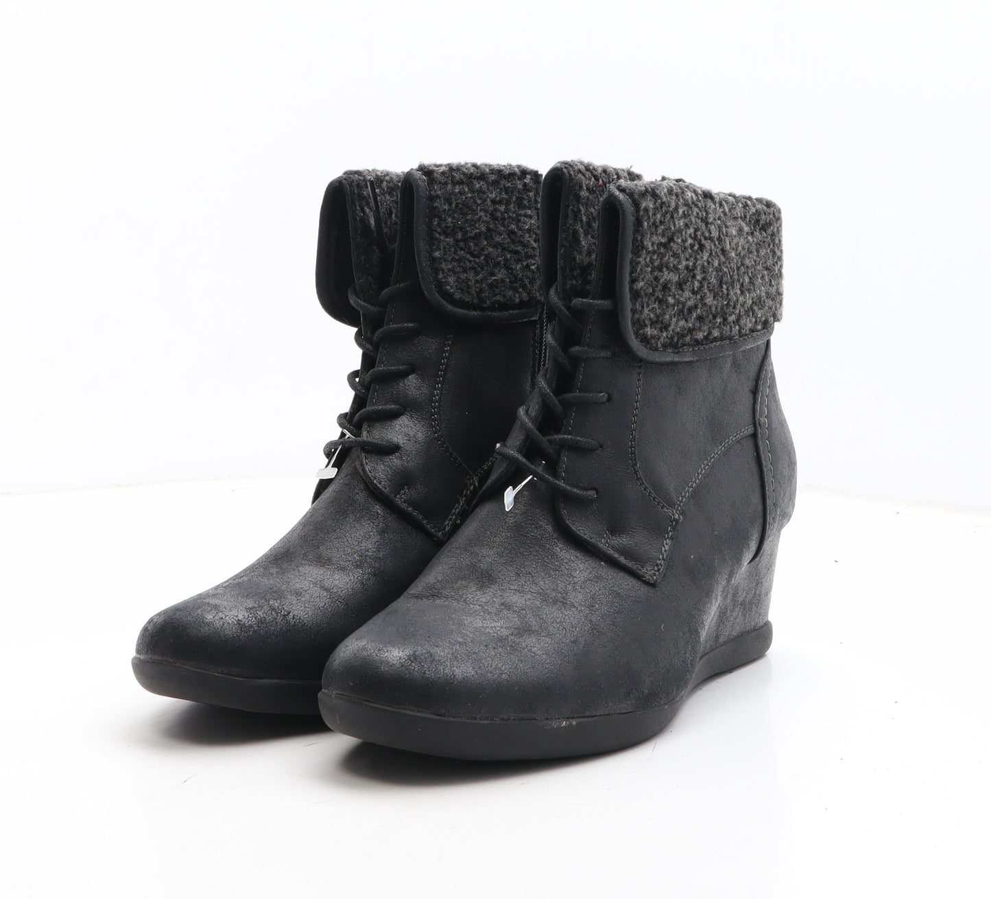 Preworn Womens Black Synthetic Bootie Boot UK - UK Size Estimated 11