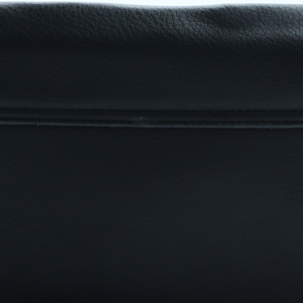 Preworn Womens Black Polyurethane Shoulder Bag Size Small