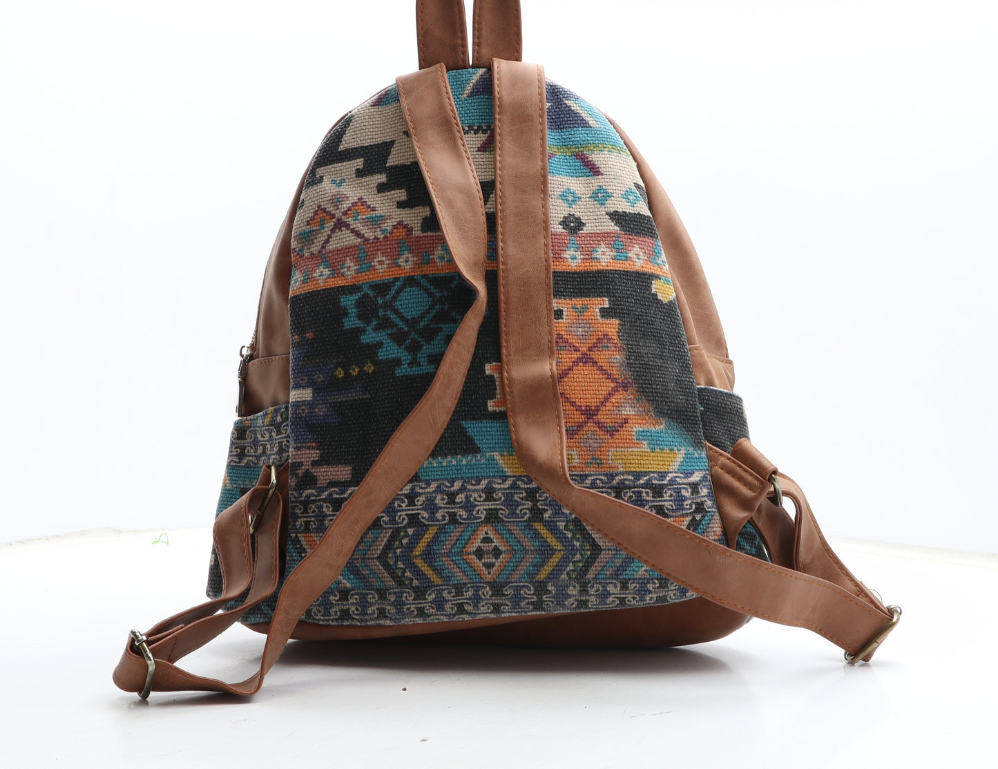 Preworn Womens Brown Geometric Polyurethane Backpack Size Medium