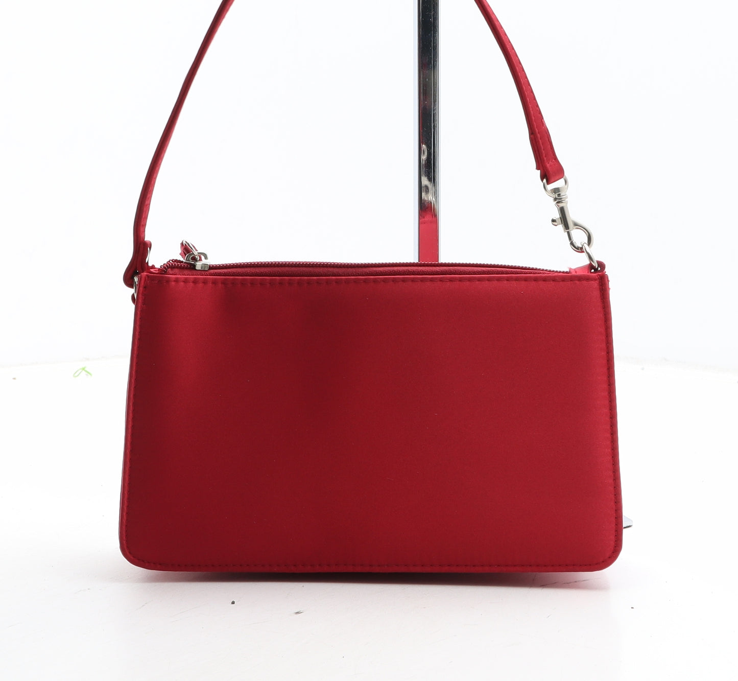Preworn Womens Red Polyester Shoulder Bag Size Small