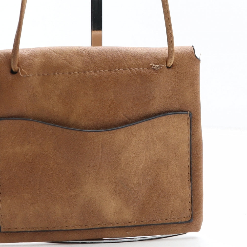 Preworn Womens Brown Solid Polyurethane Shoulder Bag Size Small