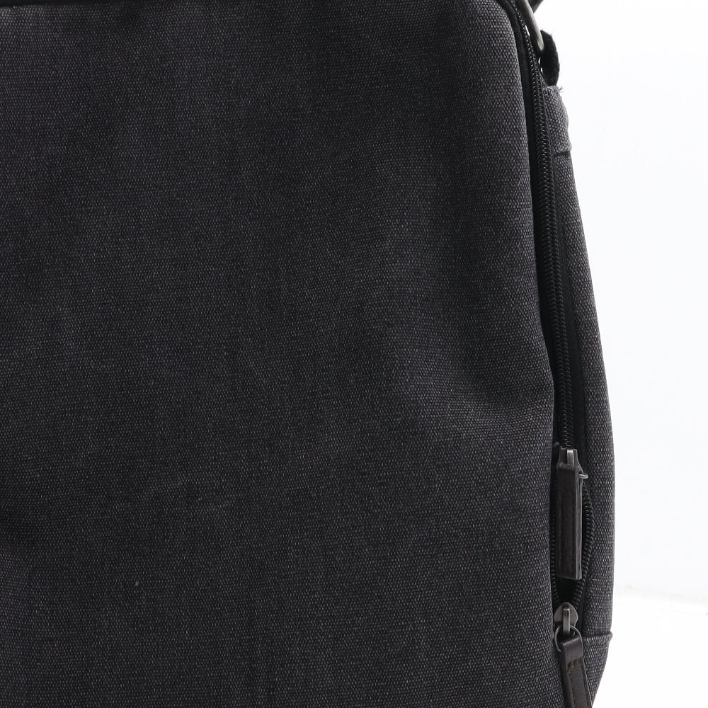 Preworn Mens Grey Polyester Crossbody Size Medium