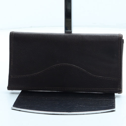 Preworn Mens Brown Leather Wallet
