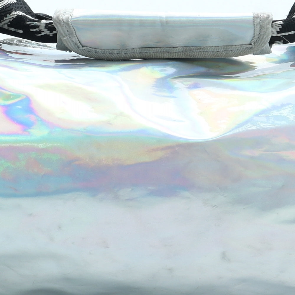 Jim71 Girls Silver Geometric Polyurethane Duffle Size Large Zip