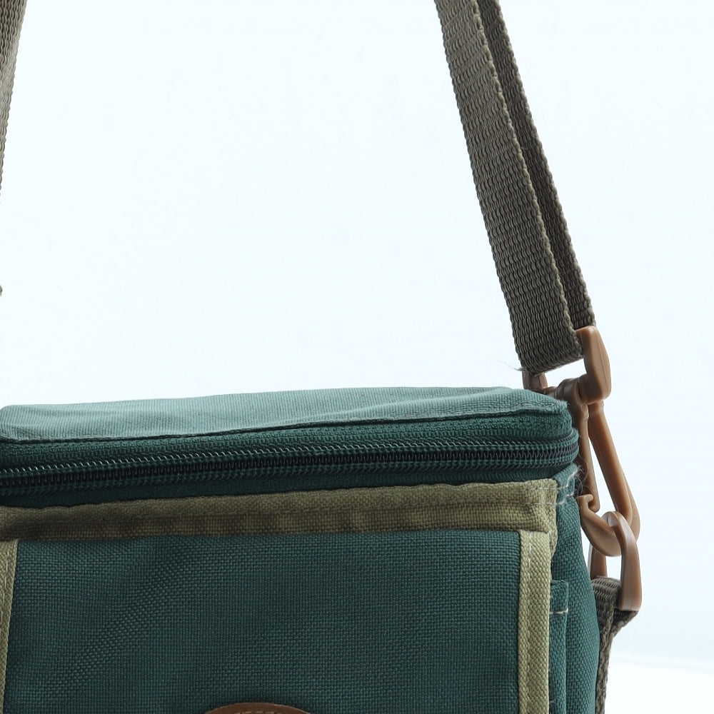 Town & Country Womens Green Polyester Crossbody Size Small