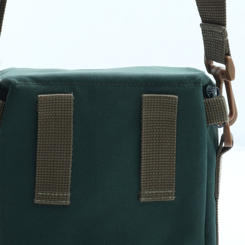 Town & Country Womens Green Polyester Crossbody Size Small