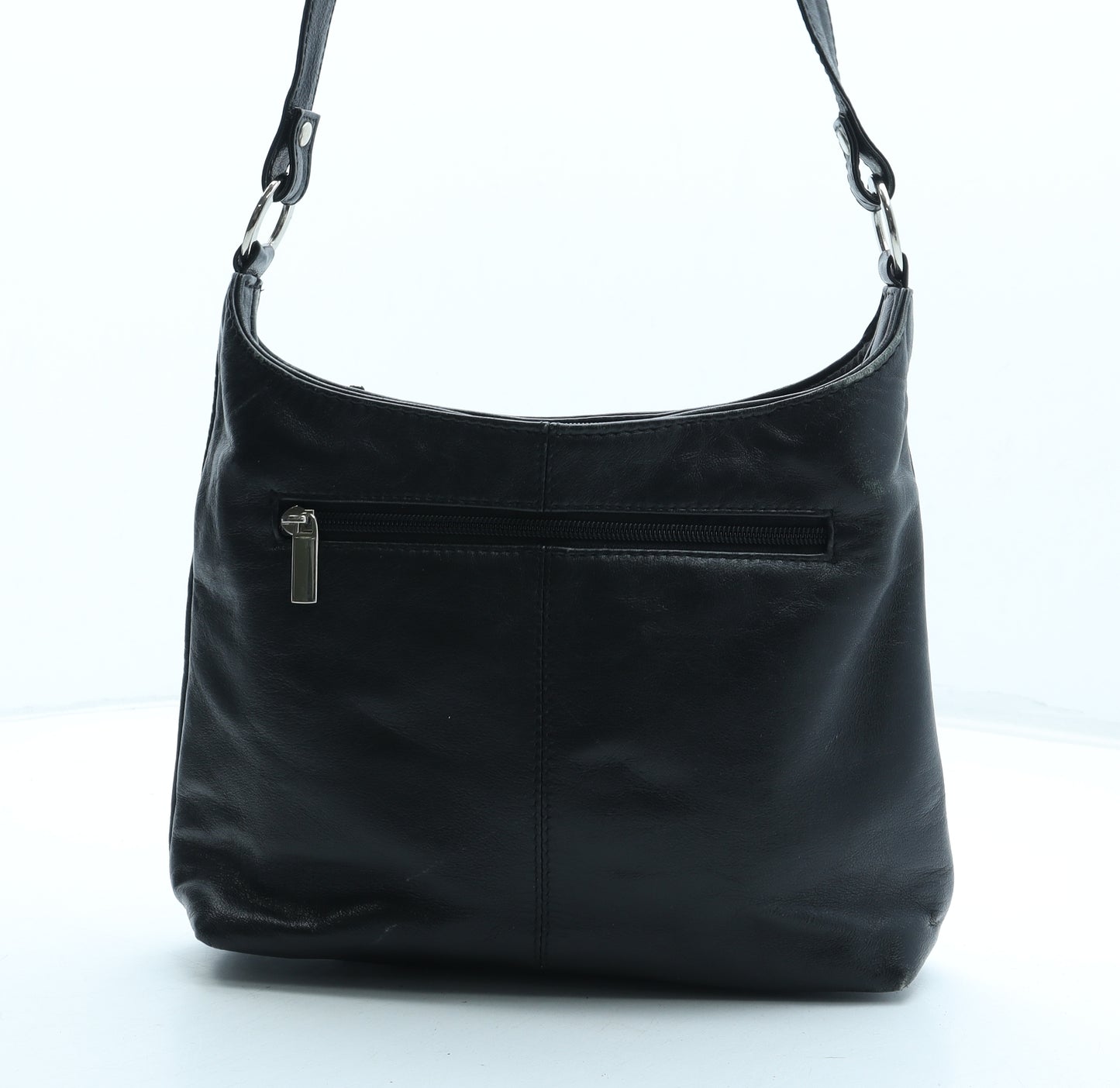 Preworn Womens Black Leather Crossbody Size Medium