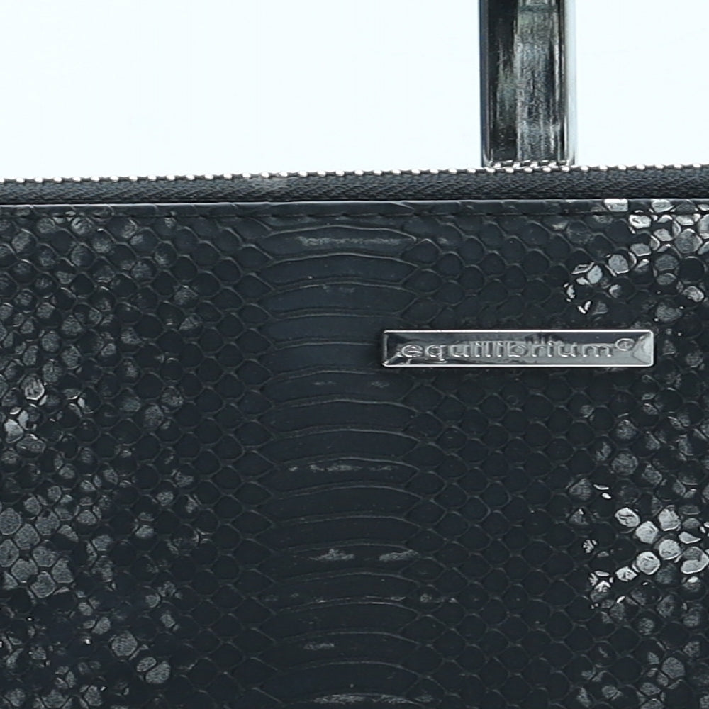 Equilibrium Womens Black Animal Print Polyurethane Bow Tie Wallet Size S - Snakeskin Pattern