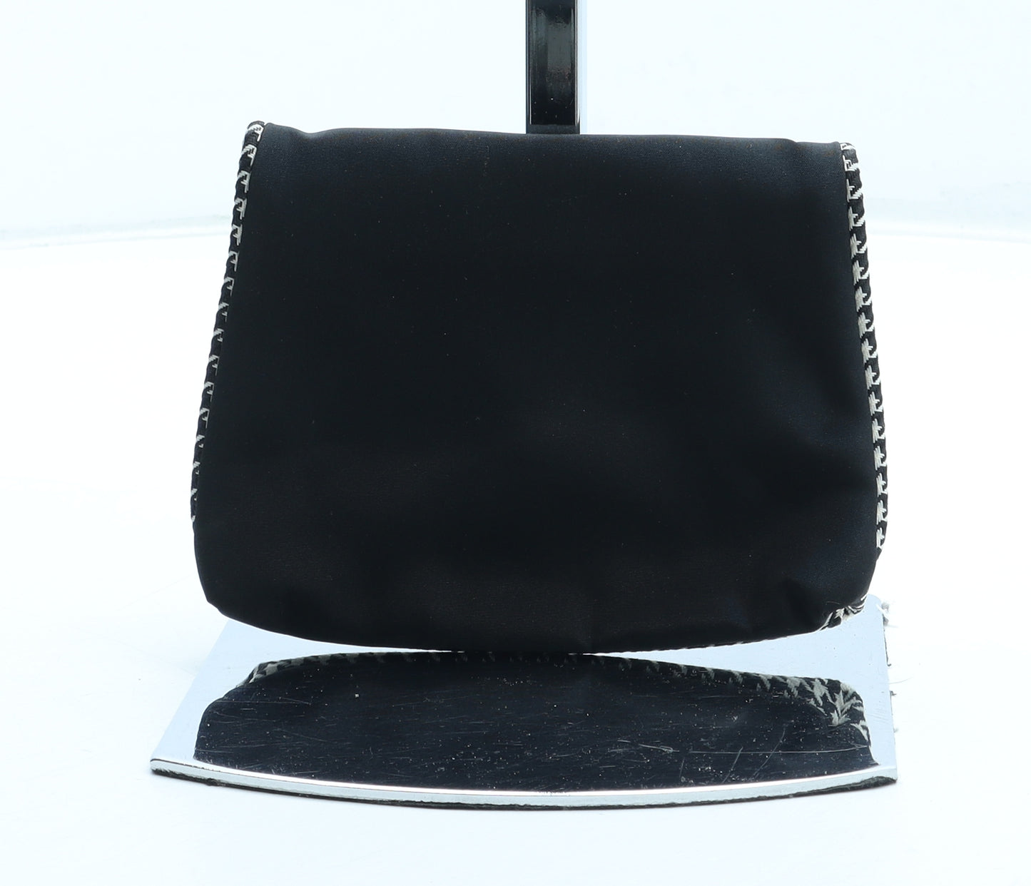 Preworn Womens Black Houndstooth Polyester Bow Tie Wallet Size S