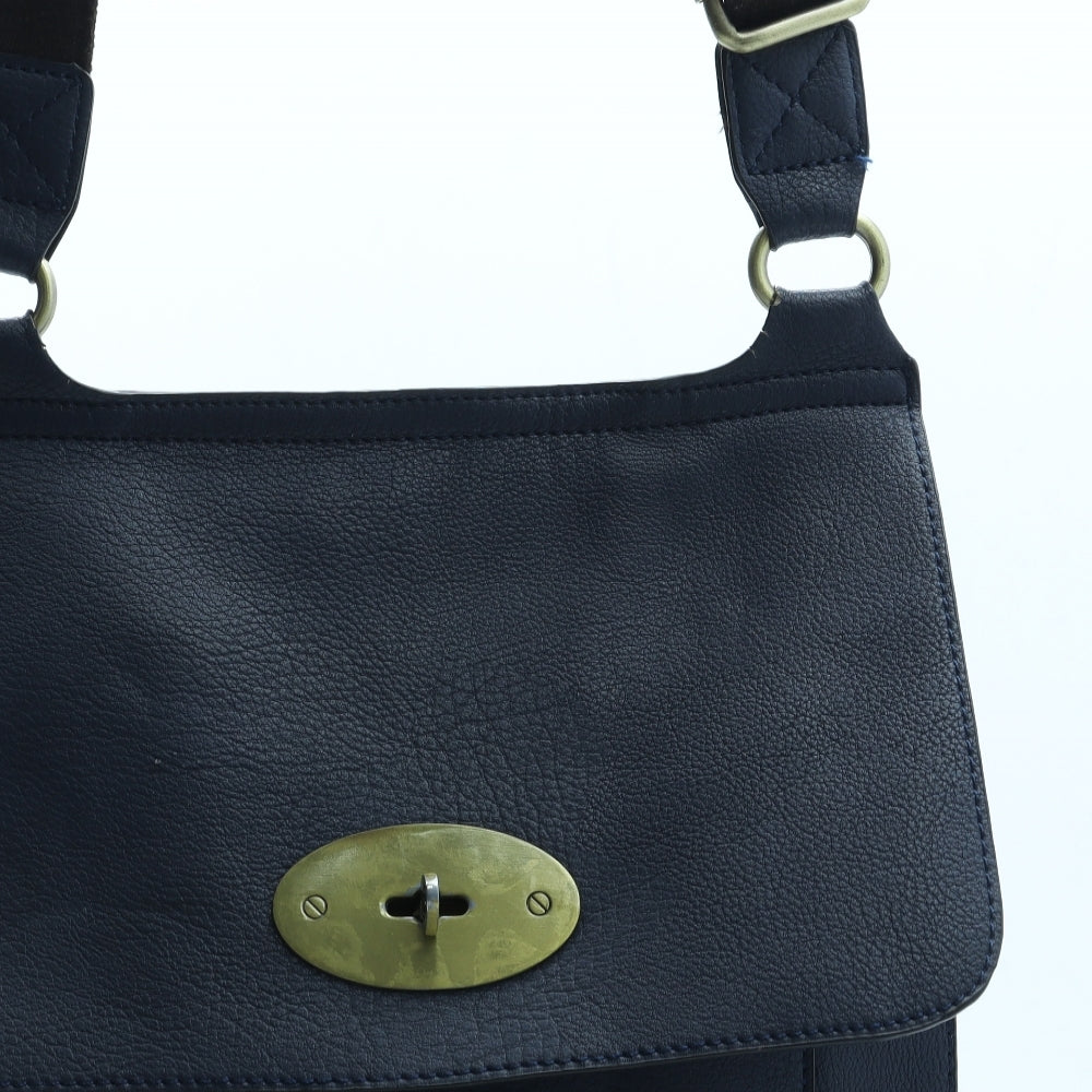 Preworn Womens Blue Leather Crossbody Size Small
