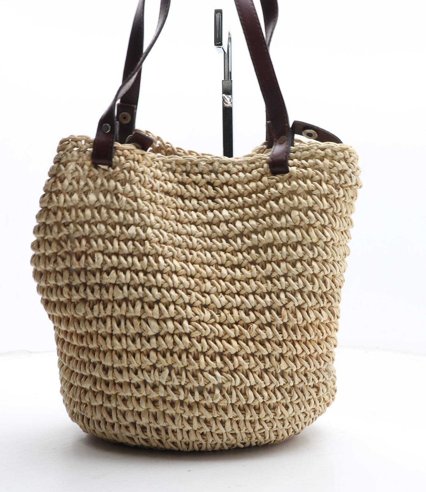 Preworn Womens Beige Straw Top Handle Bag Size Medium