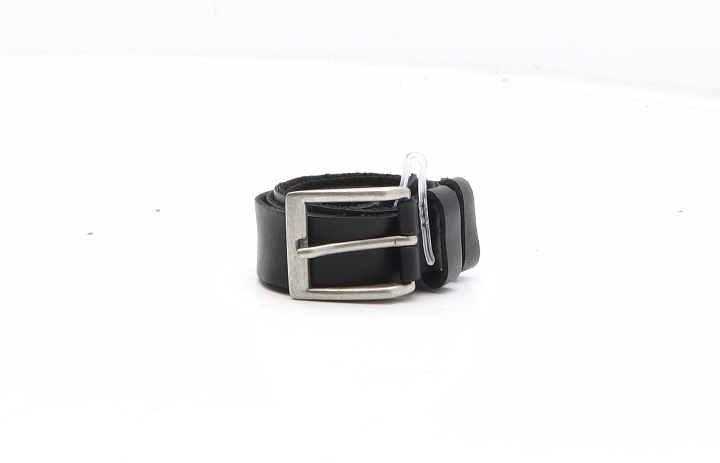Preworn Mens Black Solid Leather Dress Belt Belt Size 40
