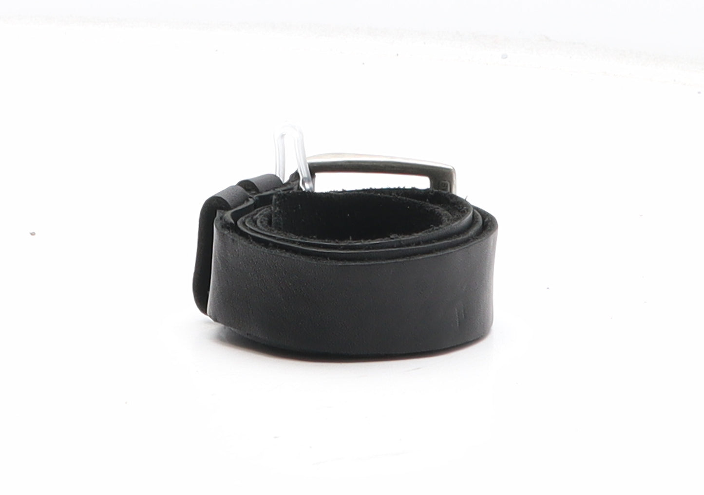 Preworn Mens Black Solid Leather Dress Belt Belt Size 40