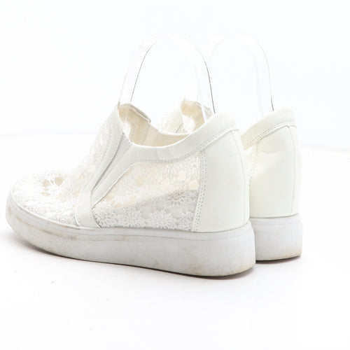 Preworn Womens White Geometric Synthetic Trainer UK