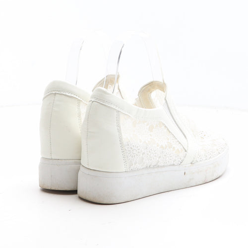 Preworn Womens White Geometric Synthetic Trainer UK