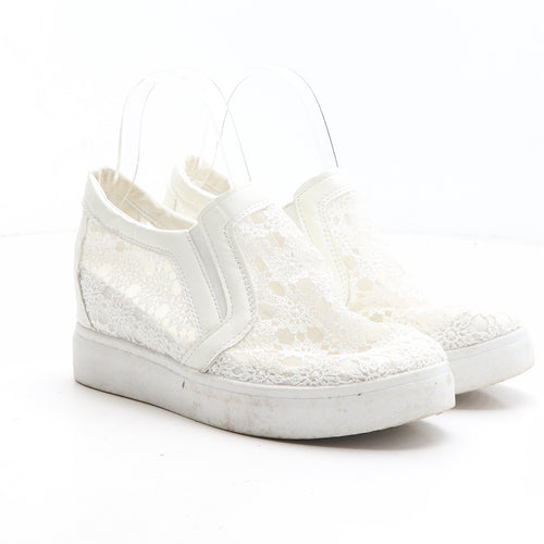 Preworn Womens White Geometric Synthetic Trainer UK