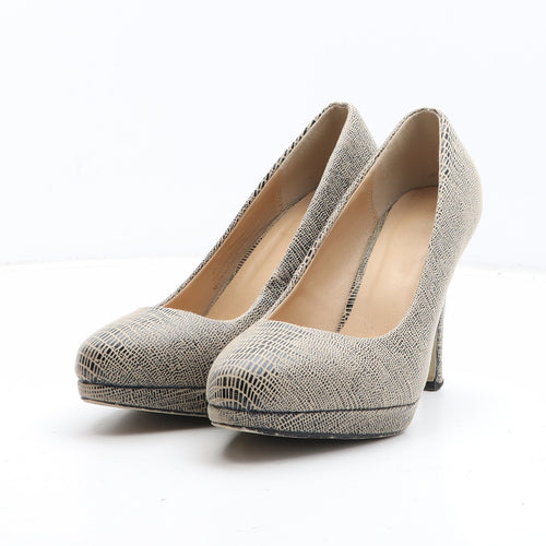 Preworn Womens Black Geometric Synthetic Court Heel UK - UK Size Estimated 6