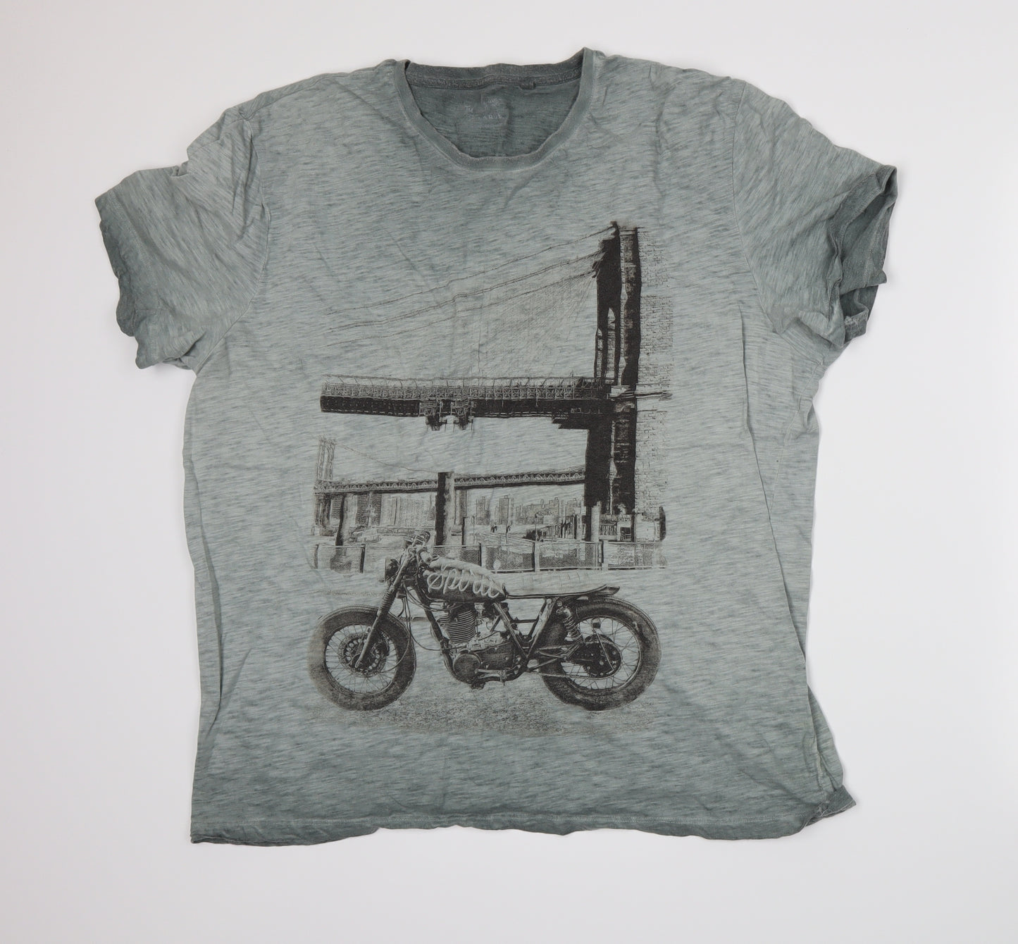 TU Mens Green    T-Shirt Size XL