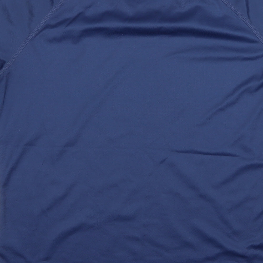Crew Room Mens Purple    T-Shirt Size S