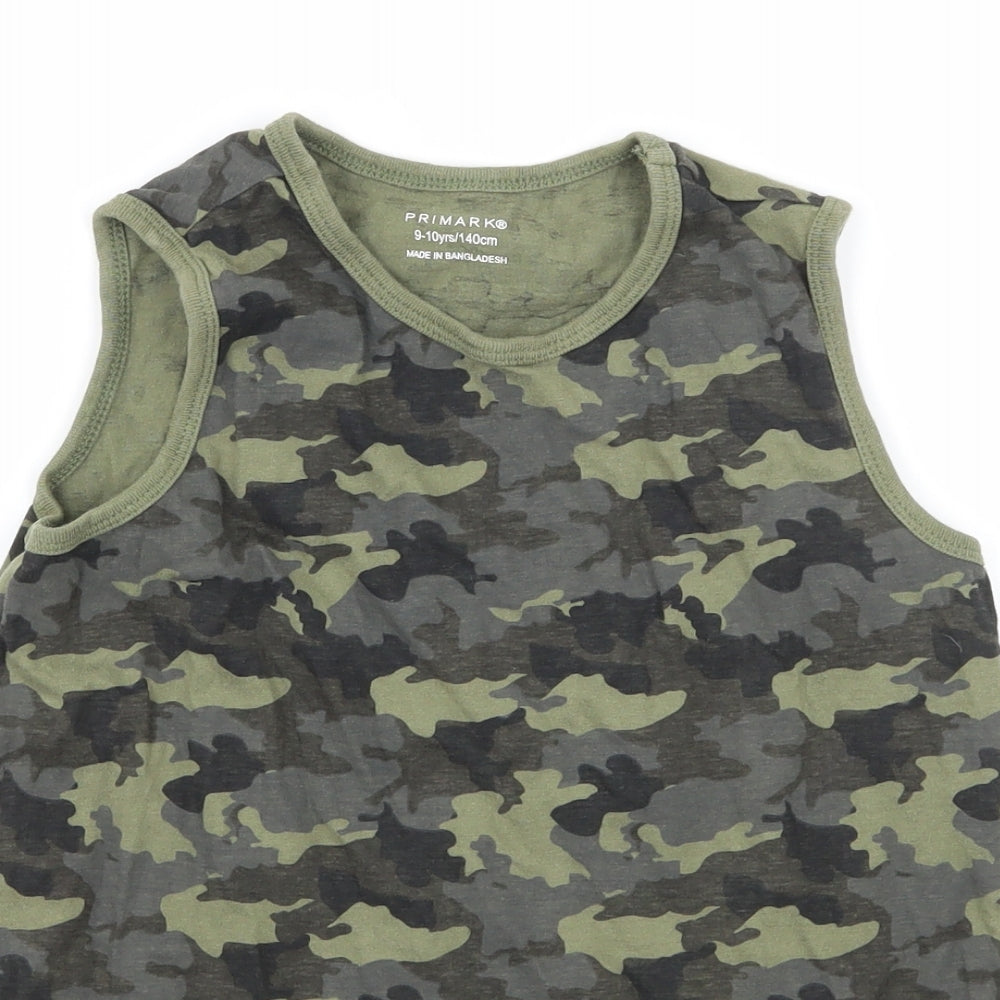 Primark Boys Green Camouflage  Basic Tank Size 9-10 Years