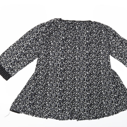Izabelle Womens Black Floral  Basic T-Shirt Size 18
