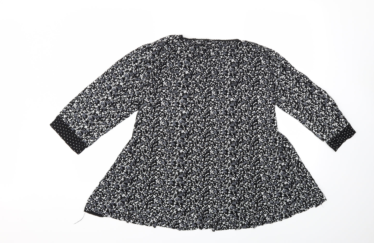Izabelle Womens Black Floral  Basic T-Shirt Size 18