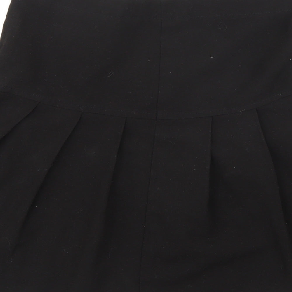 Preworn Girls Black   Pleated Skirt Size 13 Years
