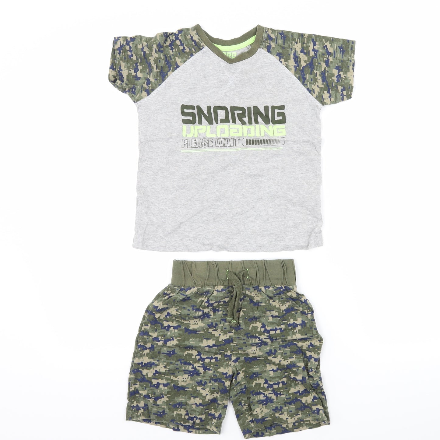 Matalan Boys Grey Camouflage   Pyjama Set Size 5 Years  - Slogan
